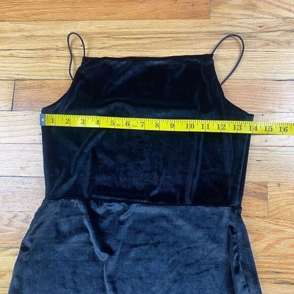 Vintage Wearever Black Velvet Bodycon Dress Size M - Picture 4 of 7